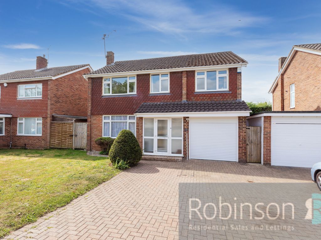 4 bed detached house for sale in Webster Close, Maidenhead, Berkshire SL6, £675,000