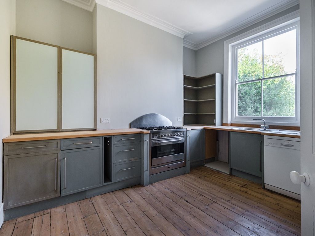 4 bed maisonette for sale in Richmond Avenue, Barnsbury N1, £2,500,000