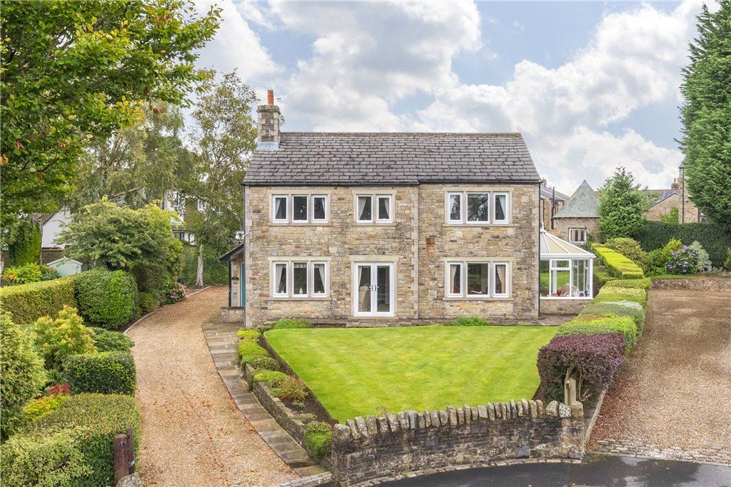 4 bed detached house for sale in Lister Croft, Thornton In Craven, Skipton, North Yorkshire BD23, £695,000