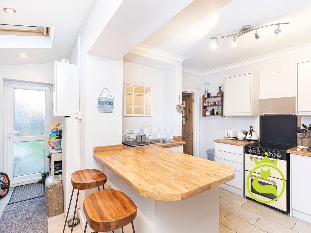 3 bed terraced house for sale in Warren Road, Lower Parkstone BH14, £350,000