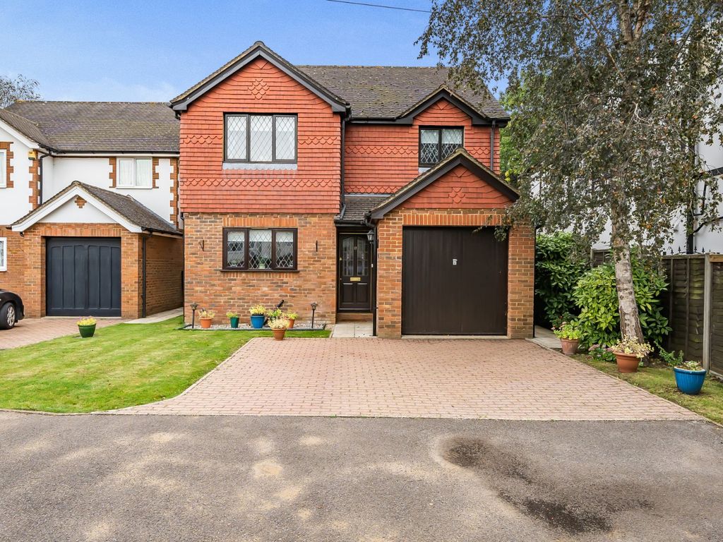 3 bed detached house for sale in Woodham, Surrey KT15, £600,000