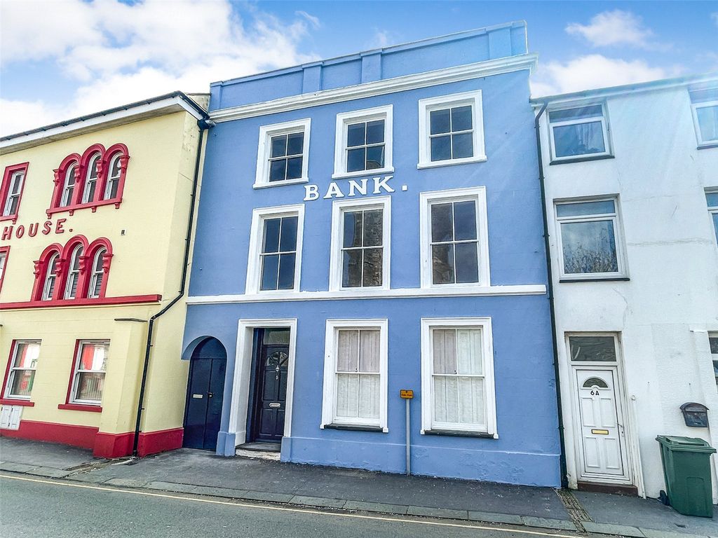3 bed terraced house to rent in Corbett Square, Tywyn, Gwynedd LL36, £725 pcm