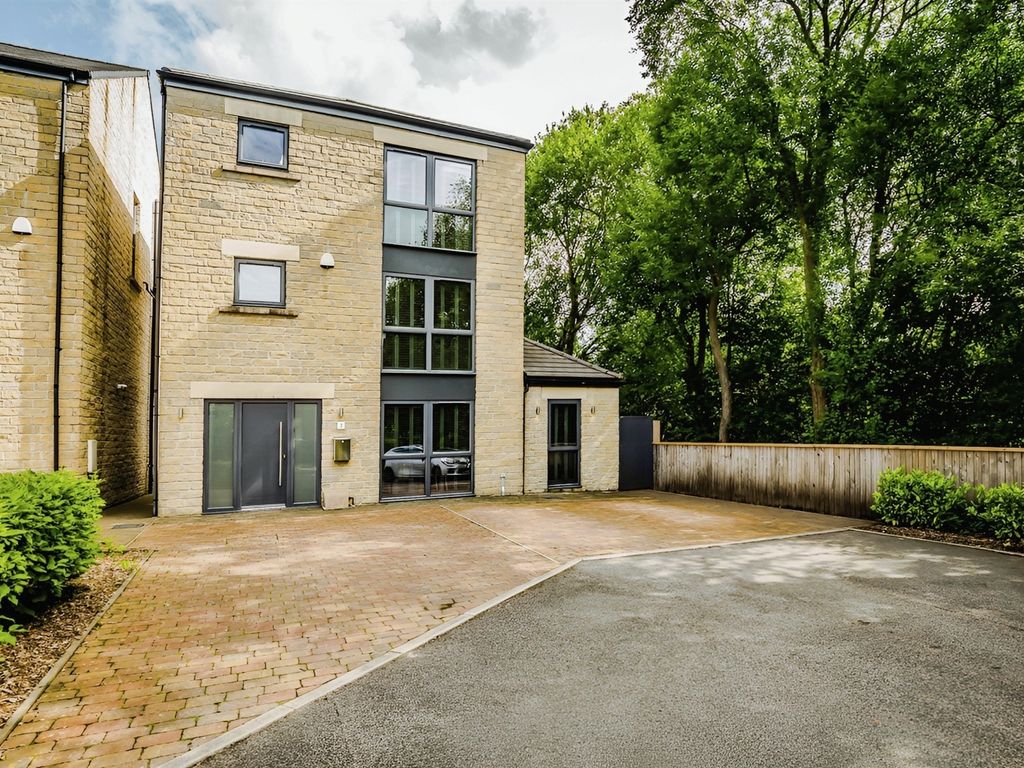 3 bed town house for sale in Riverside Court, Ripponden, Sowerby Bridge HX6, £350,000