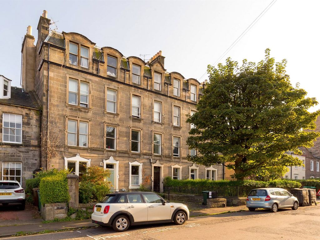 3 bed flat for sale in 17/6, Upper Gilmore Place, Bruntsfield, Edinburgh EH3, £395,000