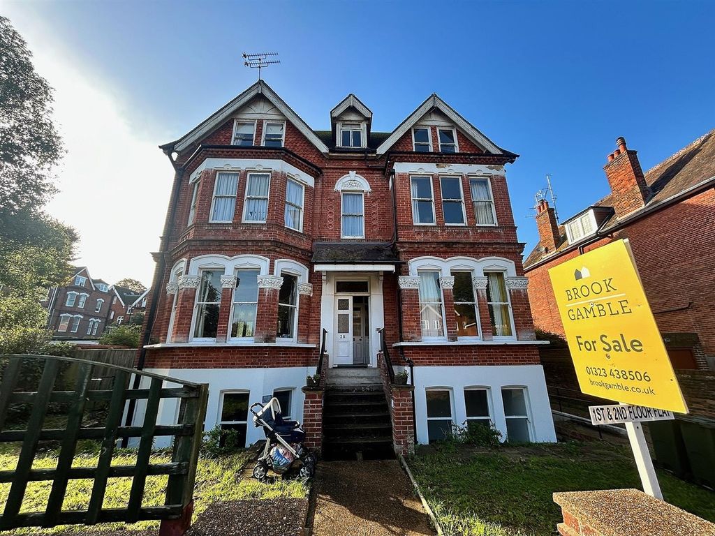 5 bed flat for sale in Grassington Road, Eastbourne BN20, £750,000
