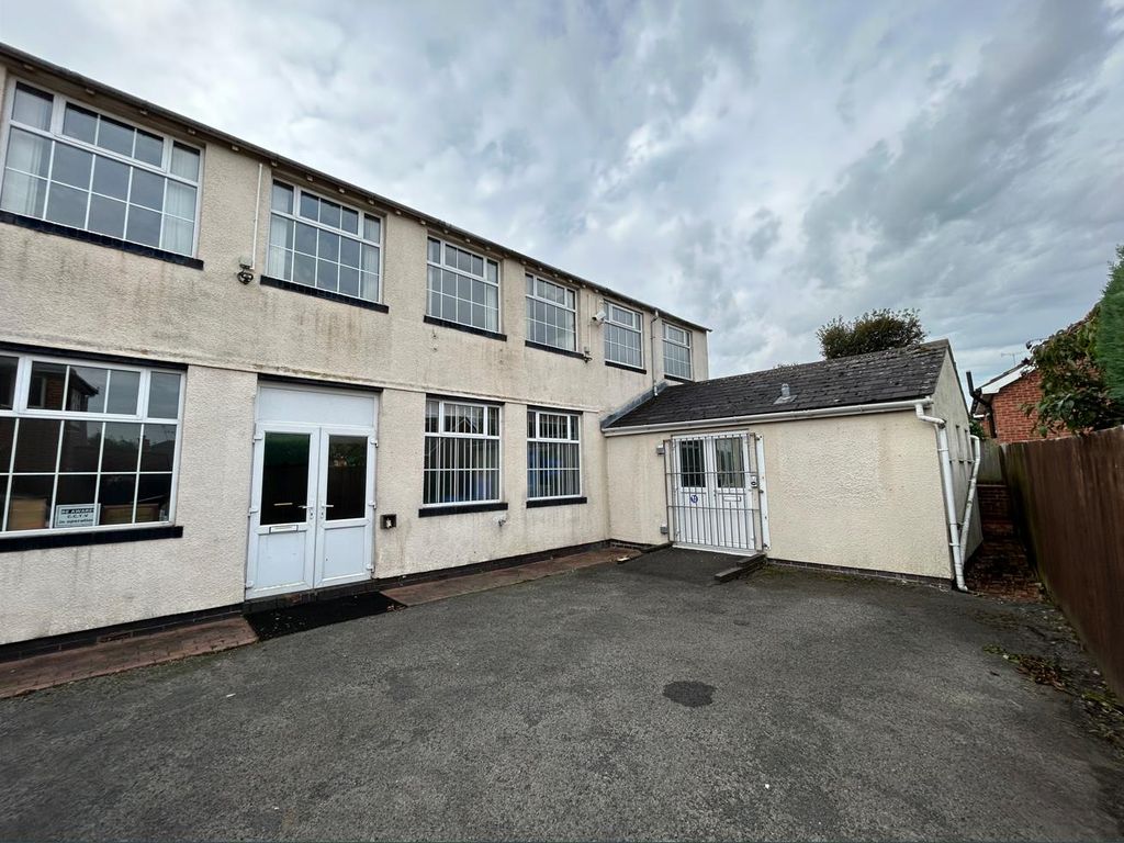 Office to let in Shrubbery House, 47 Prospect Hill, Redditch B97, £6,000 pa