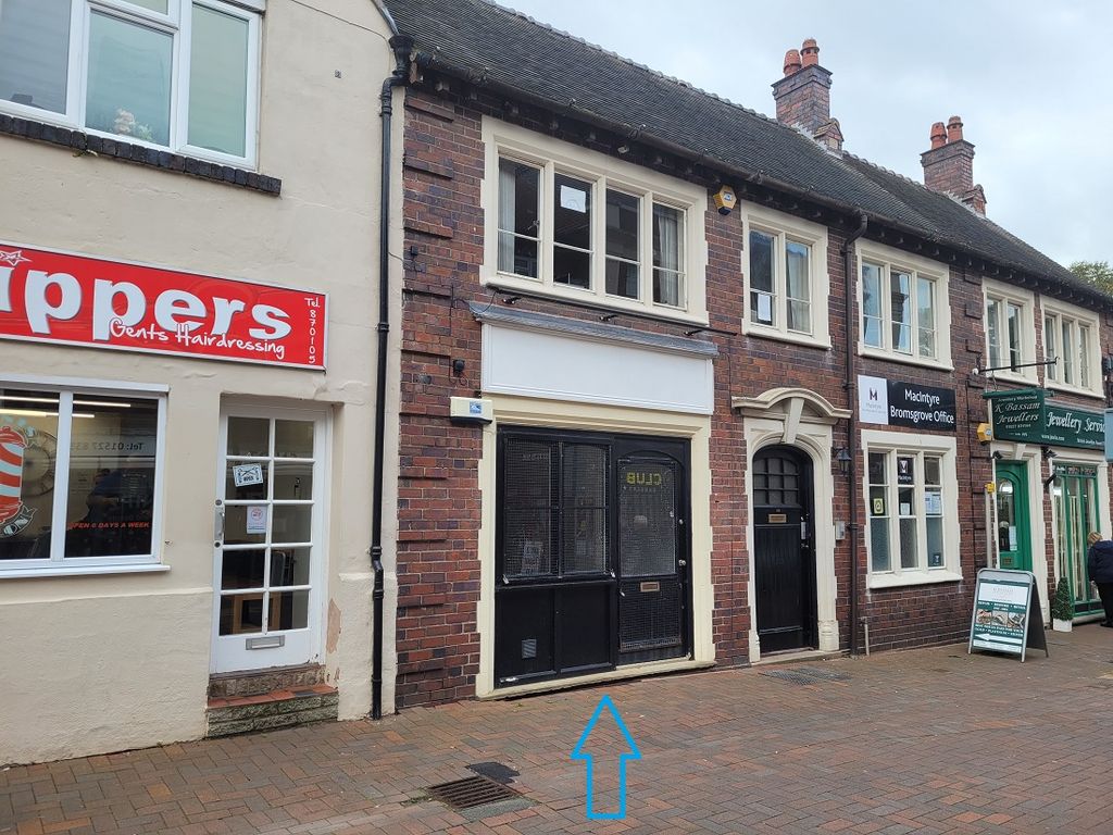 Retail premises to let in Church Street, Bromsgrove B61, £8,500 pa