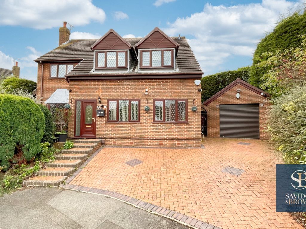 5 bed detached house for sale in Little Breck, Broadmeadows, South Normanton DE55, £350,000