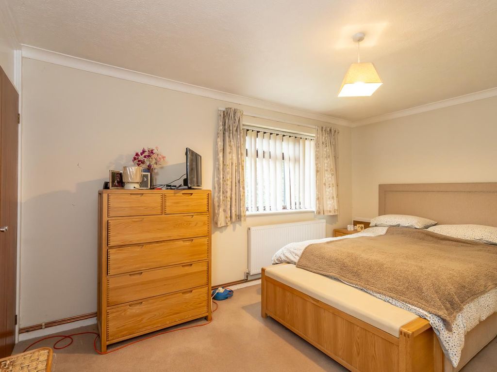 4 bed detached house for sale in Aldwick Felds, Aldwick, Bognor Regis PO21, £575,000