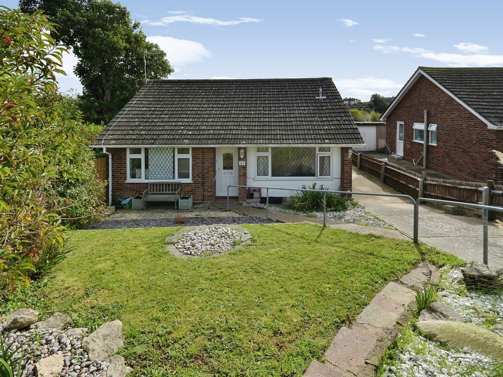 4 bed bungalow for sale in Valley Close, Newhaven BN9, £350,000