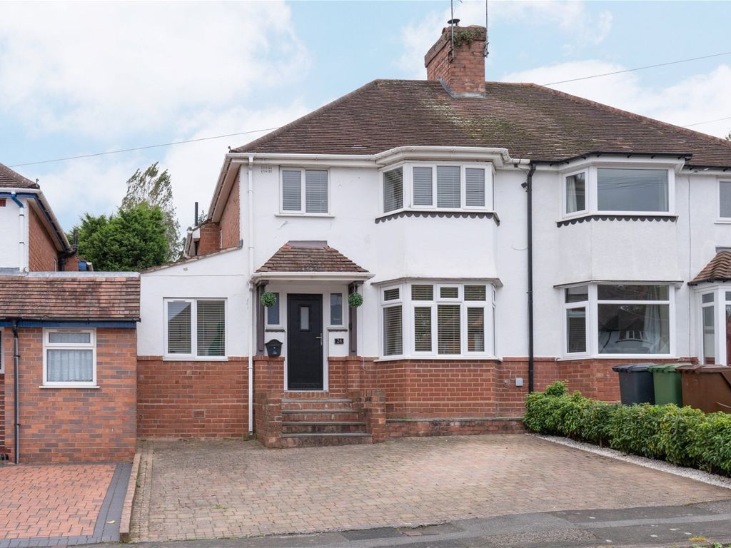 3 bed semi-detached house for sale in Ashmead Drive, Cofton Hackett B45, £395,000
