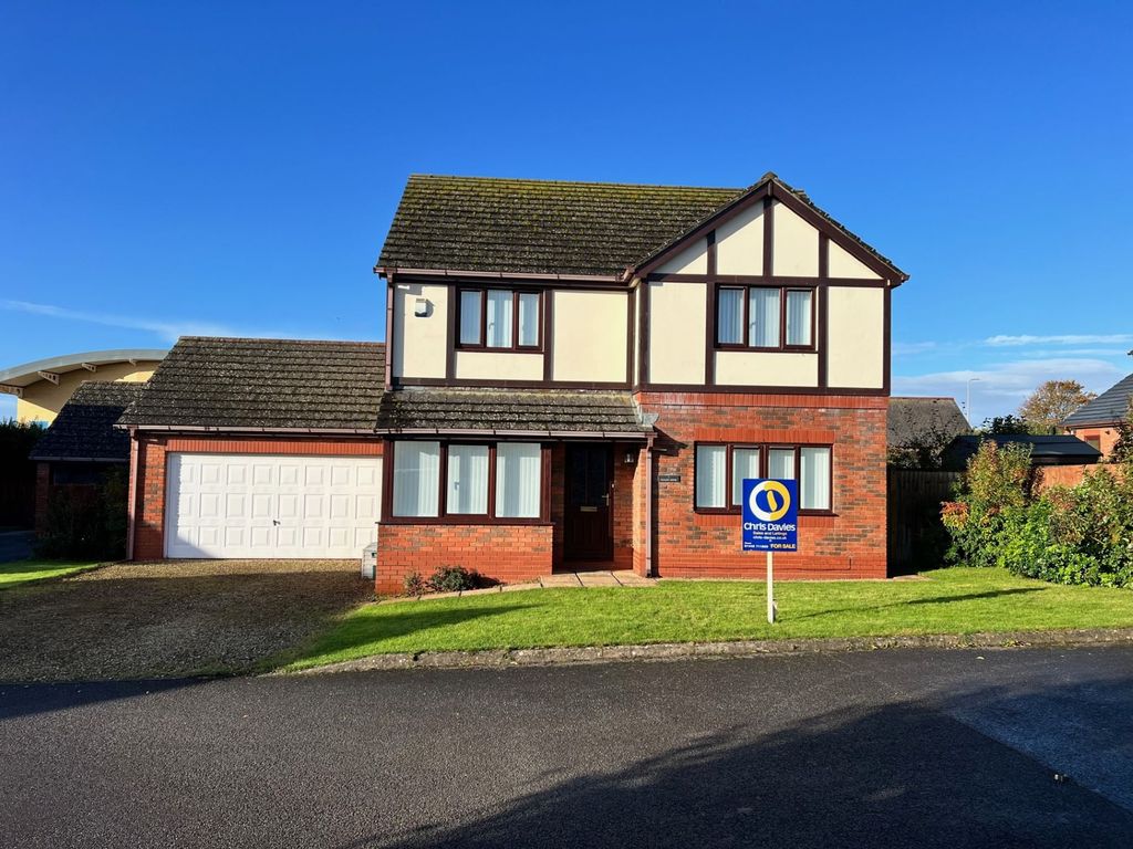 4 bed detached house for sale in Halley Court, Rhoose CF62, £429,950