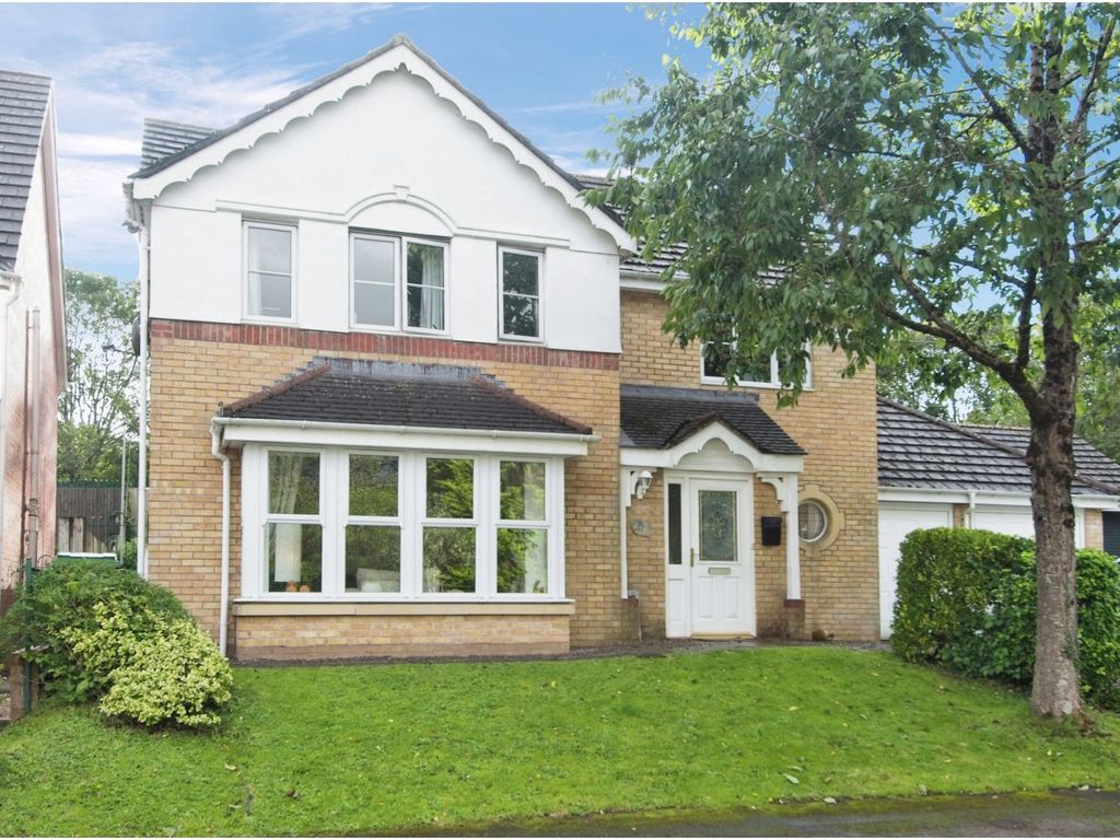 4 bed detached house for sale in Gerddi Taf, Cardiff CF5, £750,000