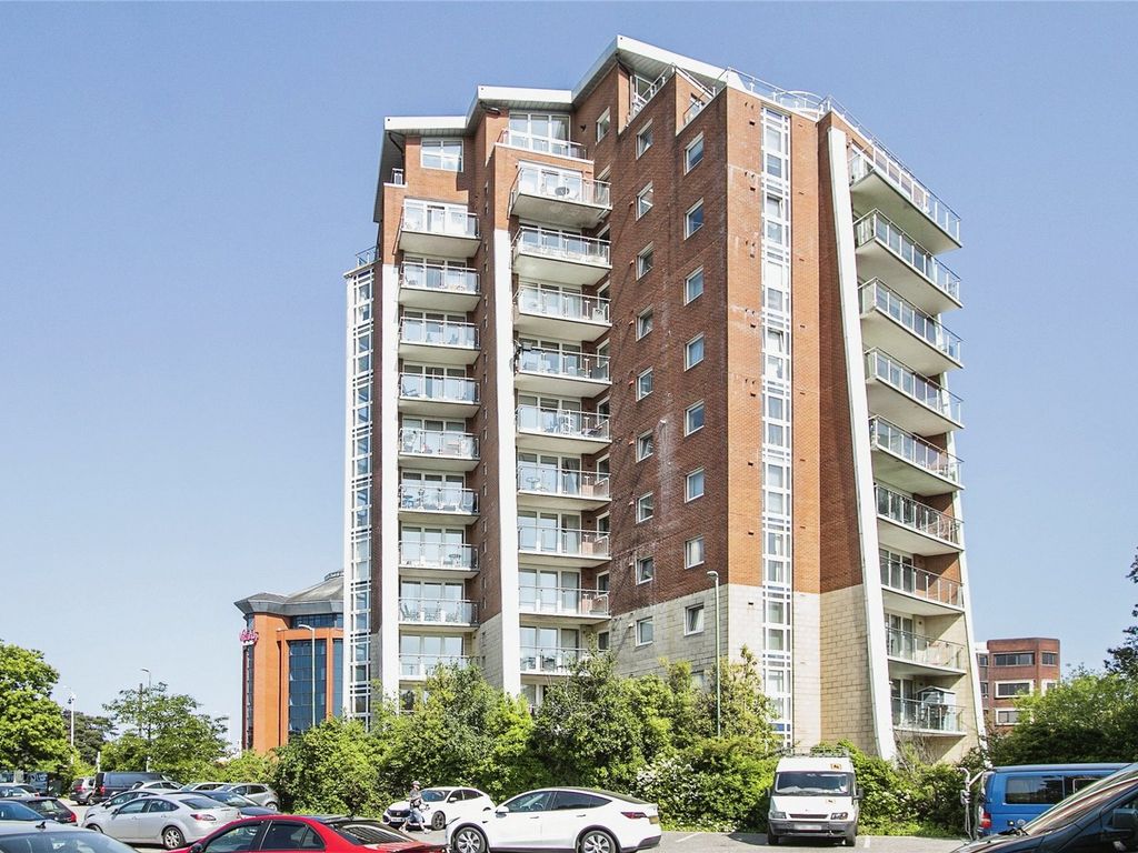 2 bed flat for sale in Richmond Hill Gate, 1 Richmond Hill Drive, Bournemouth, Dorset BH2, £550,000