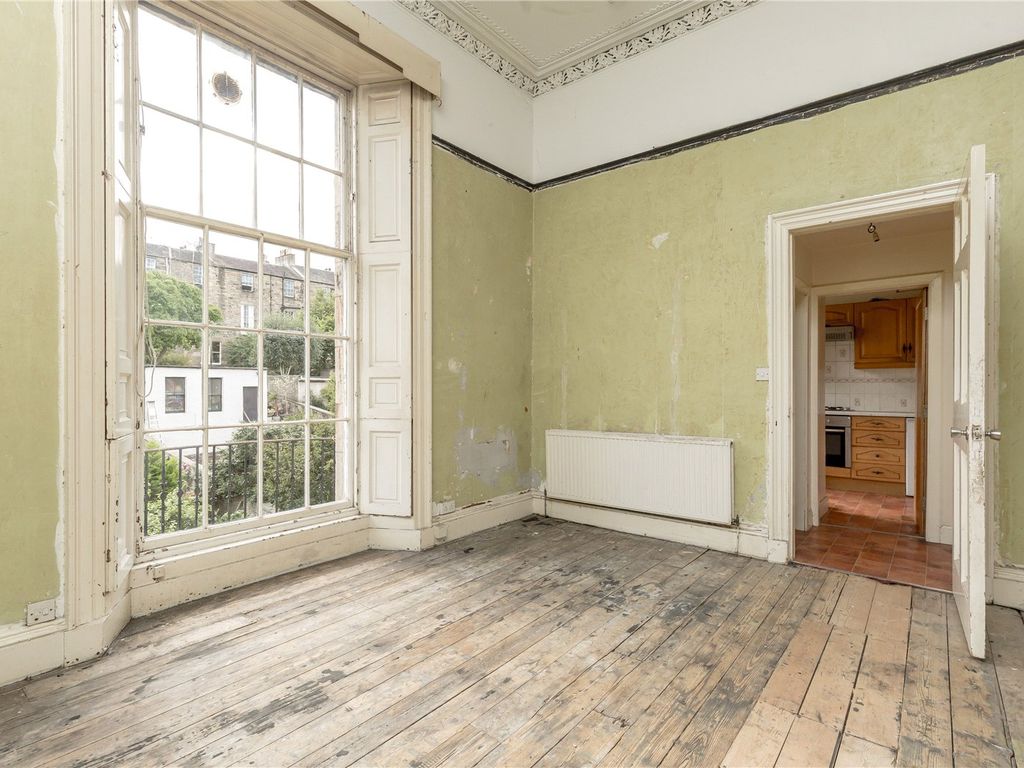 3 bed flat for sale in Great King Street, New Town, Edinburgh EH3, £495,000