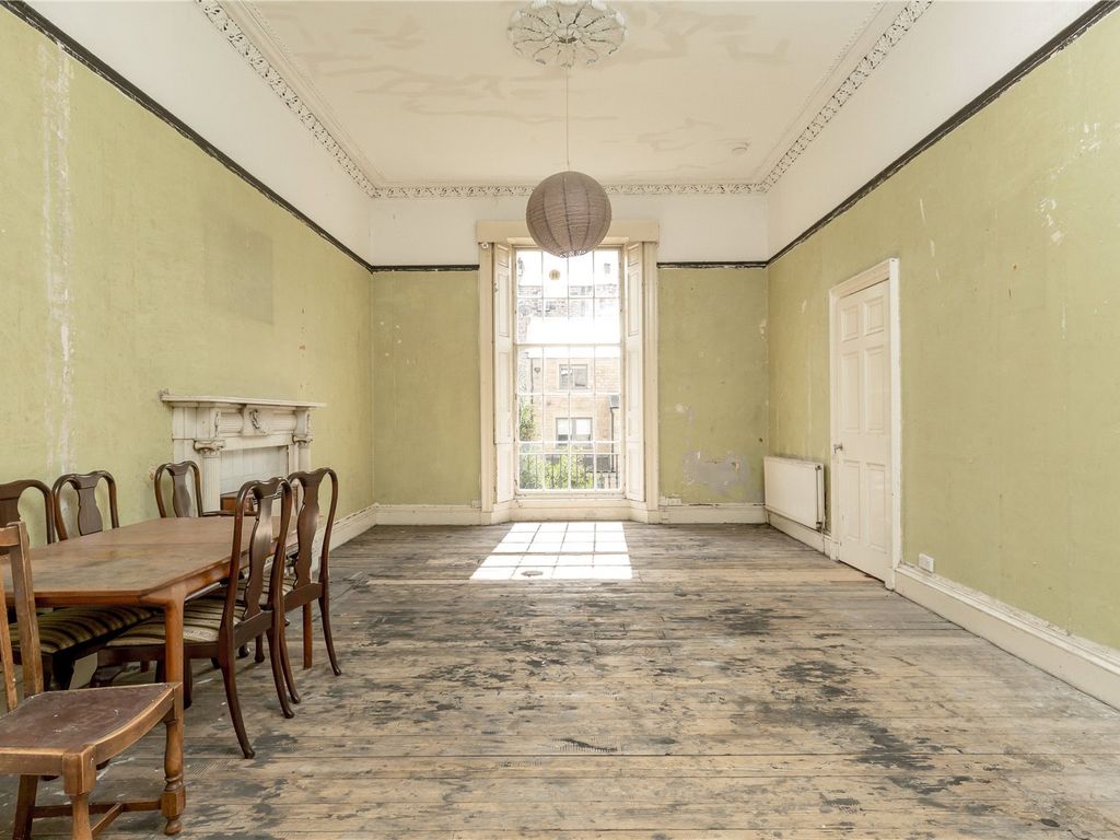 3 bed flat for sale in Great King Street, New Town, Edinburgh EH3, £495,000