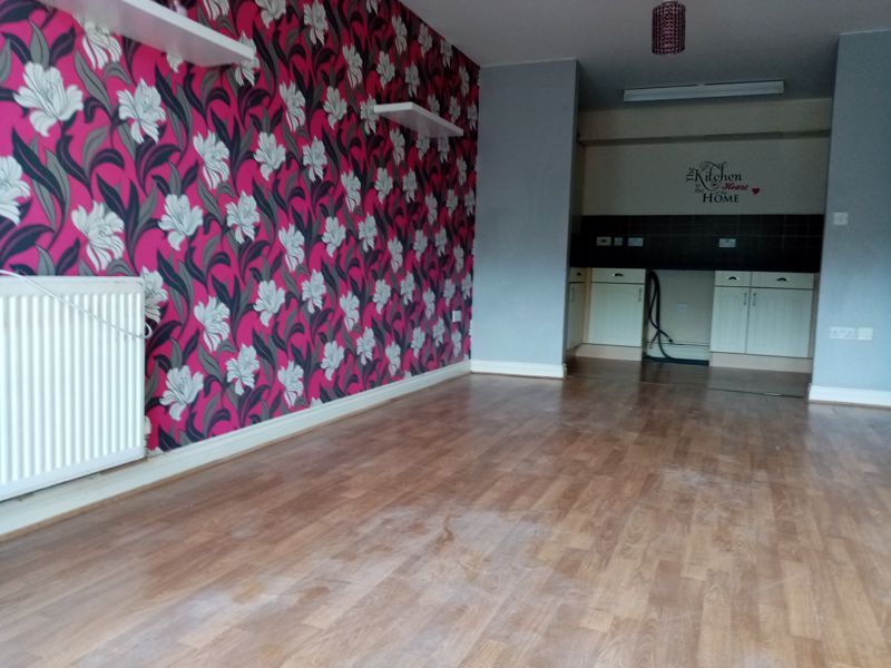 2 bed flat to rent in Stormont Court, Weston Village, Weston-Super-Mare BS24, £845 pcm