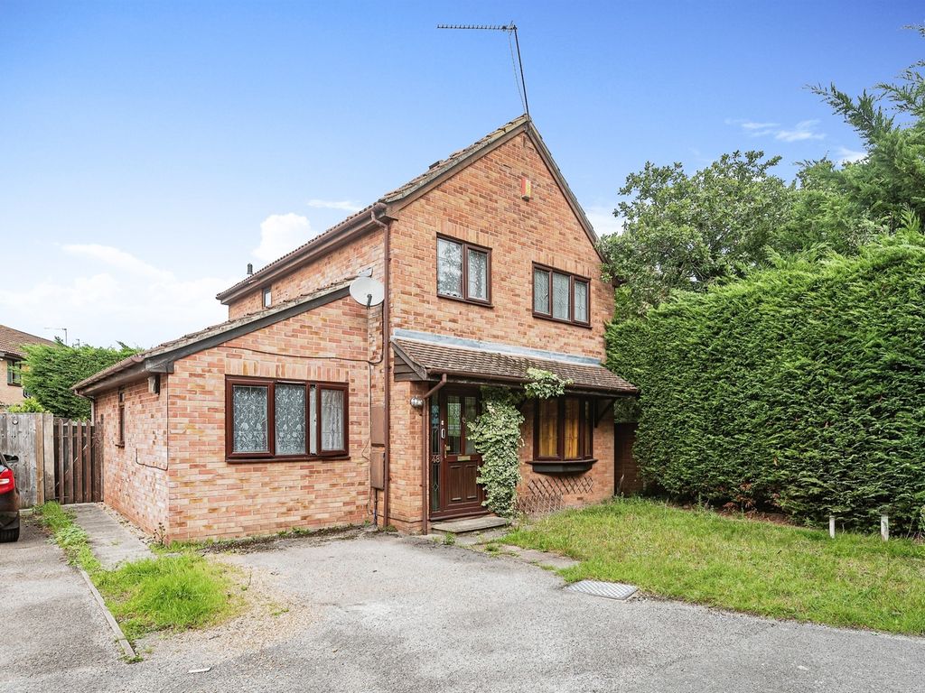 4 bed detached house for sale in Adwell Drive, Lower Earley, Reading RG6, £588,000