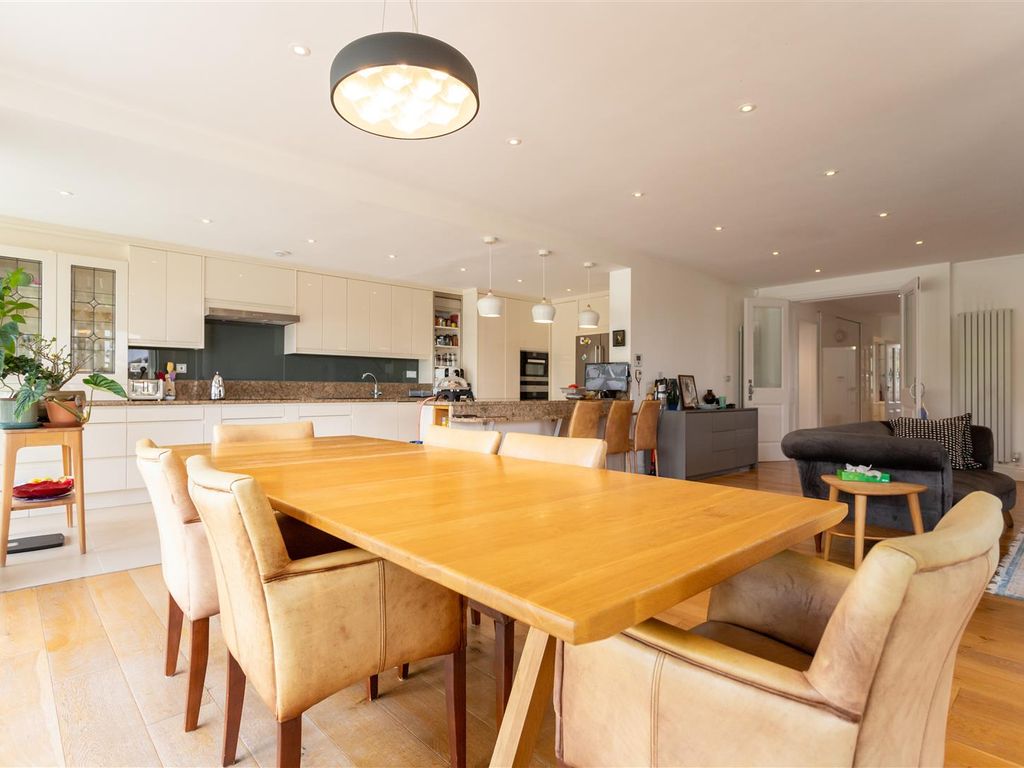 5 bed detached house for sale in Powys Lane, Southgate N14, £2,100,000