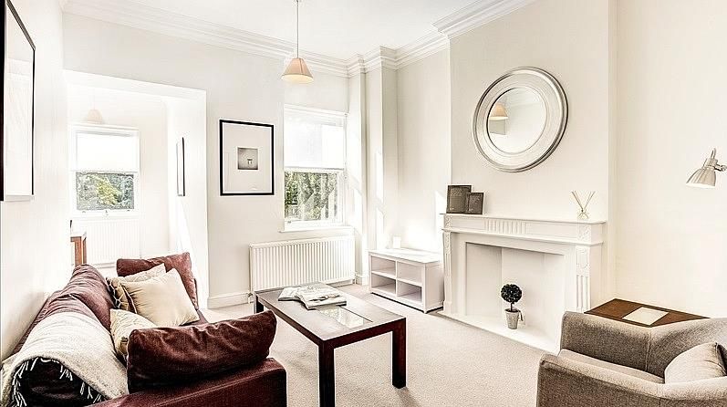 2 bed flat to rent in Somerset Court, Lexham Gardens, Kensington, London W8, £4,333 pcm