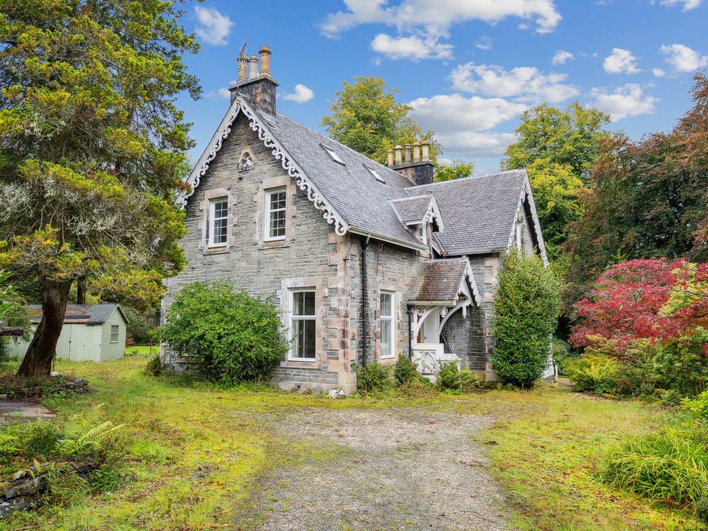 6 bed detached house for sale in Shore Road, Garelochhead, Argyll And Bute G84, £380,000