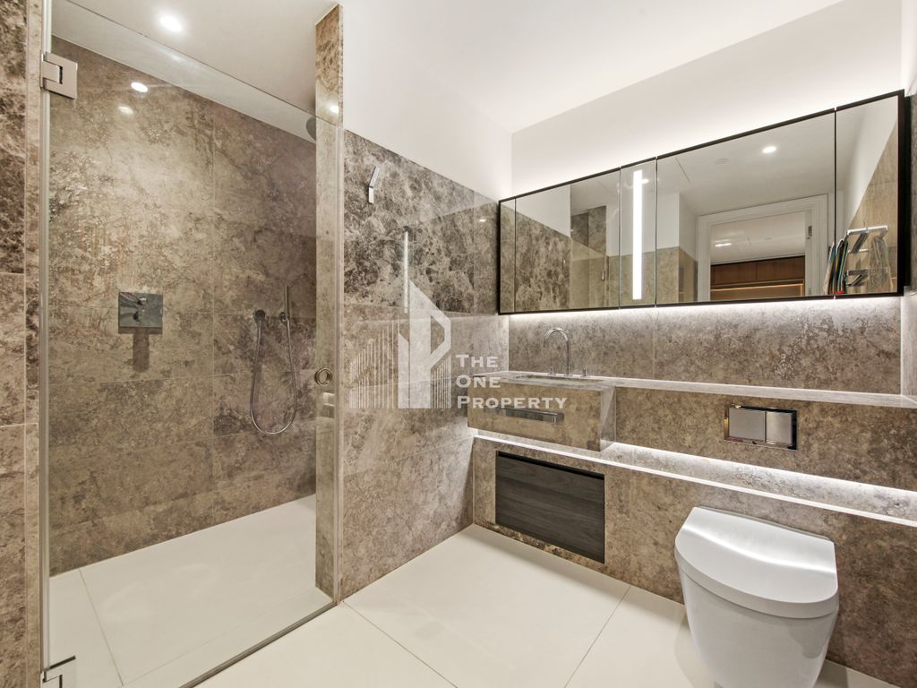 1 bed flat for sale in Portugal Street, London WC2A, £1,250,000