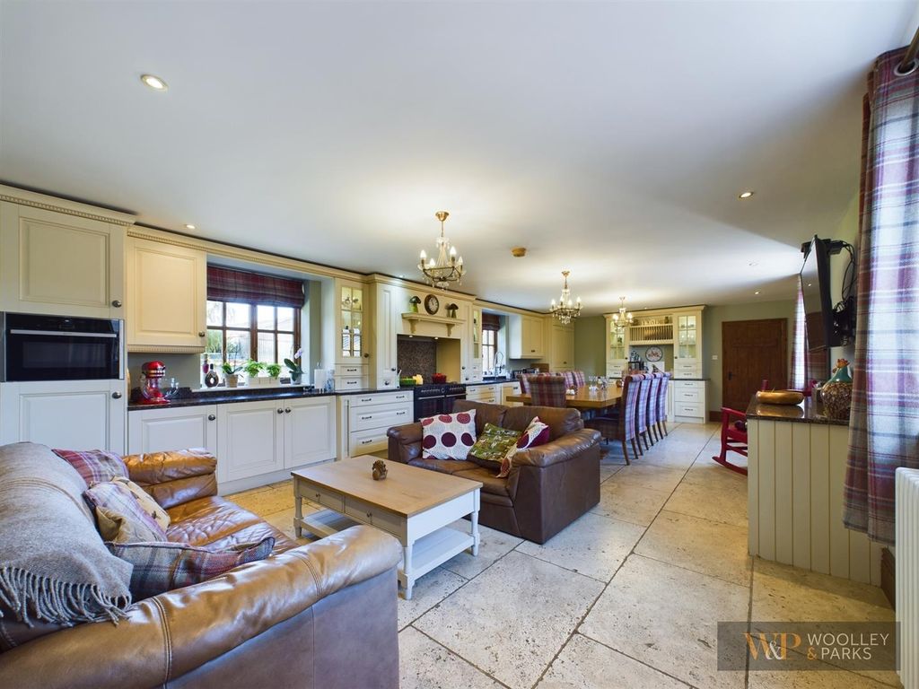 5 bed detached house for sale in Dunnington, Driffield YO25, £1,200,000
