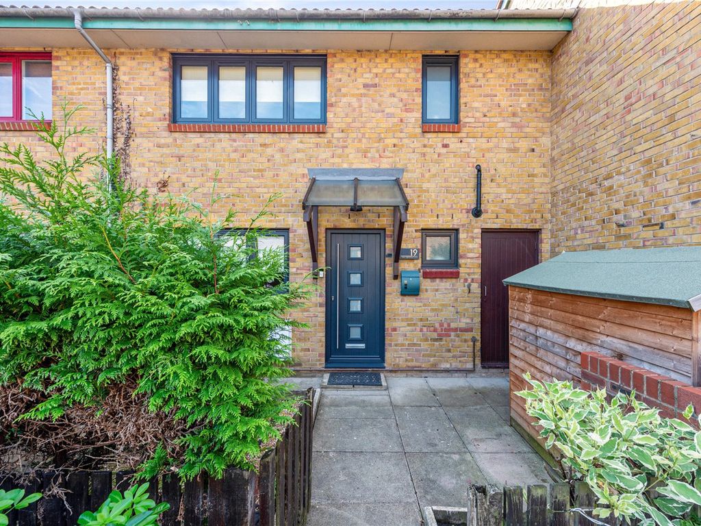 3 bed terraced house for sale in Mary Seacole Close, Clarissa Street, London E8, £875,000