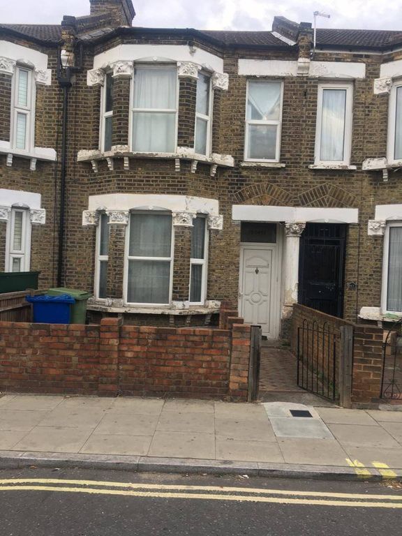 3 bed terraced house for sale in Wells Way, London SE5, £550,000