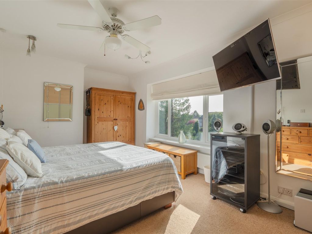 5 bed detached house for sale in Wellsway, Keynsham, Bristol BS31, £1,000,000