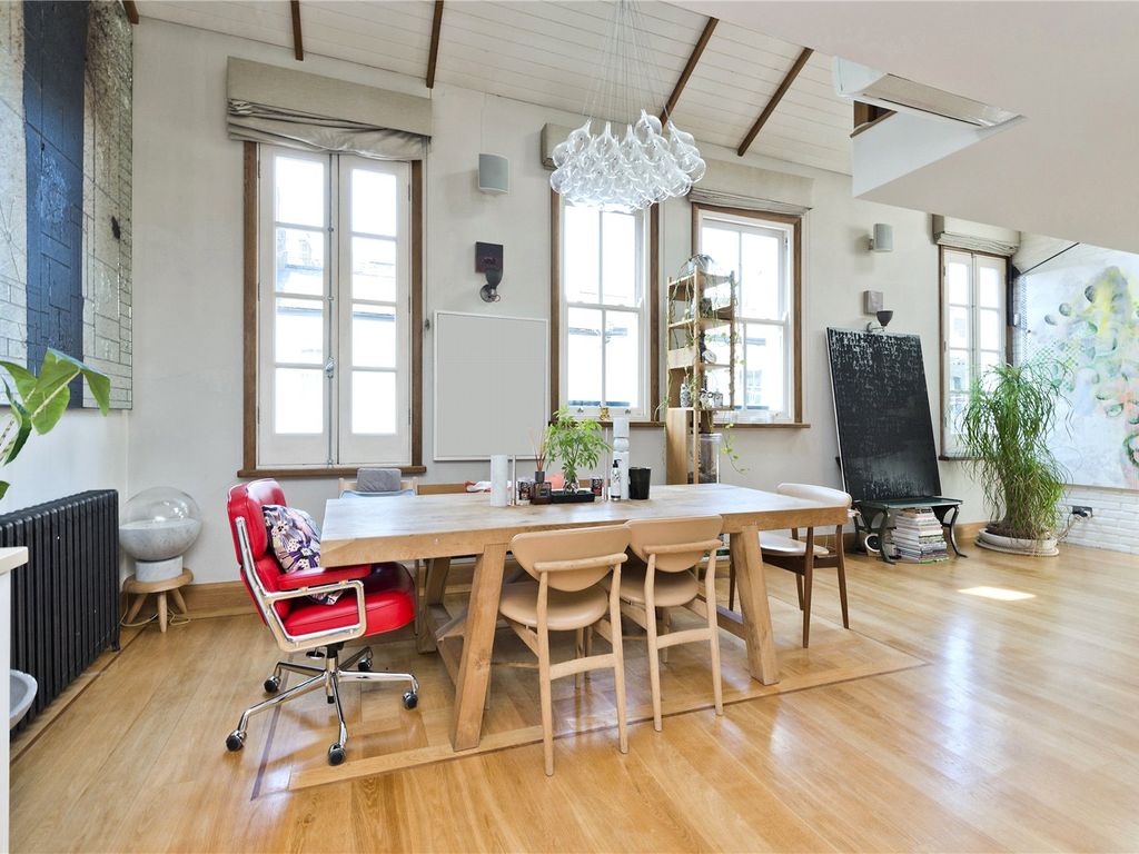 3 bed detached house for sale in Codrington Mews, London W11, £3,500,000