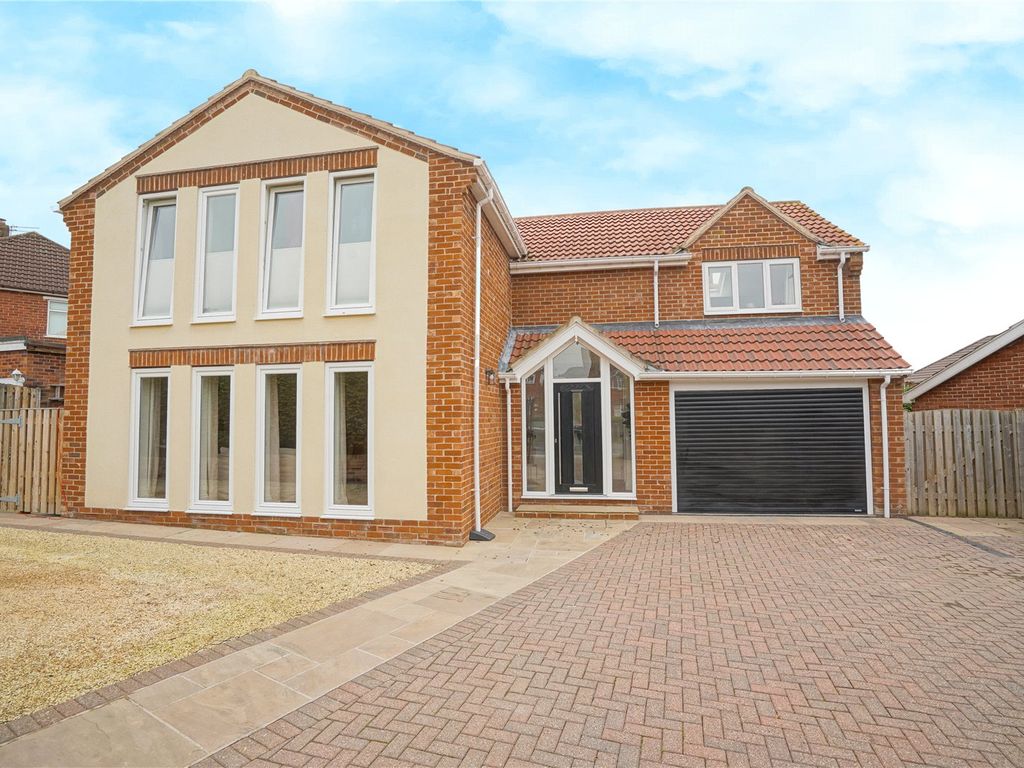 4 bed detached house for sale in Kiveton Lane, Todwick, Sheffield, South Yorkshire S26, £600,000