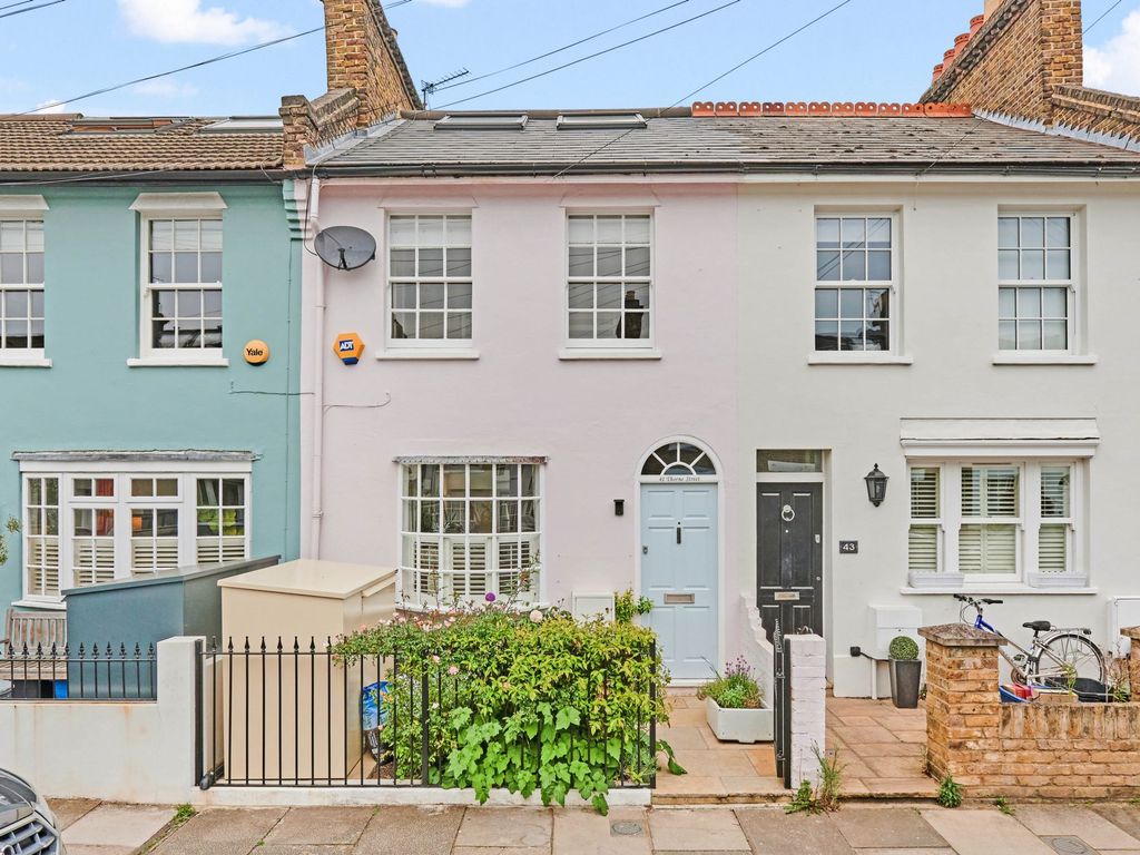 3 bed cottage for sale in Thorne Street, Barnes SW13, £1,250,000