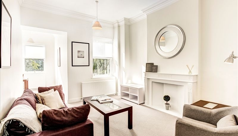 2 bed flat to rent in Somerset Court, Lexham Gardens, Kensington W8, £4,333 pcm