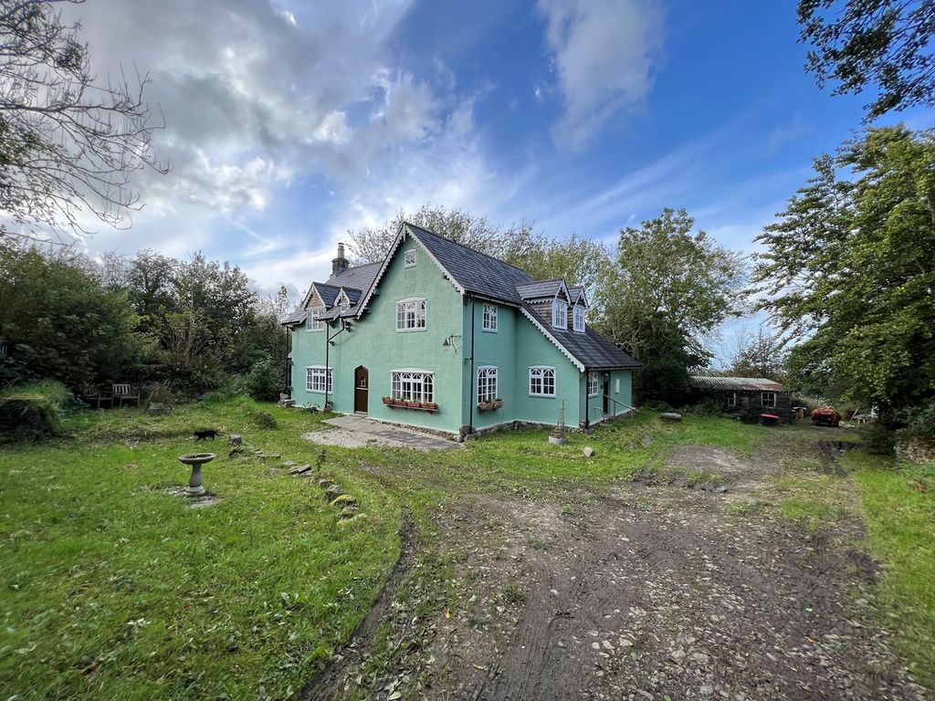 Land for sale in Pencae, Llanarth SA47, £550,000