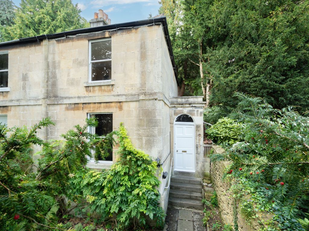 2 bed cottage to rent in Gloster Villas, Bath BA1, £1,595 pcm