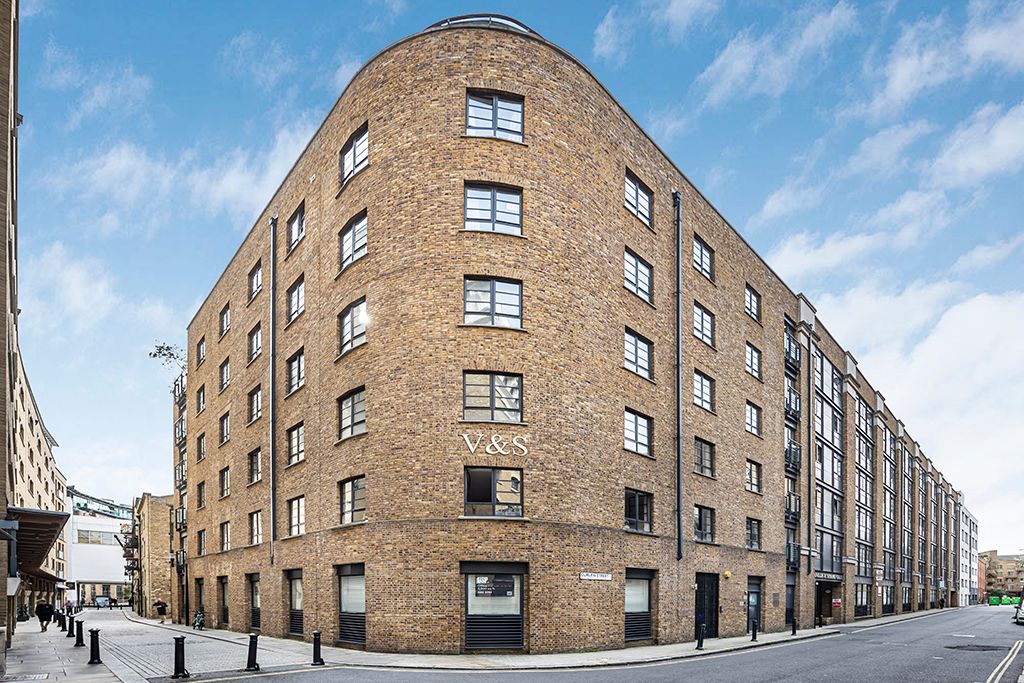 1 bed flat for sale in Vanilla & Sesame Court, Curlew Street, London SE1, £575,000
