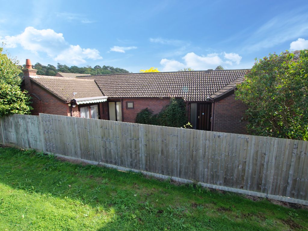2 bed detached bungalow for sale in St. Swithuns Way, Sandy SG19, £325,000