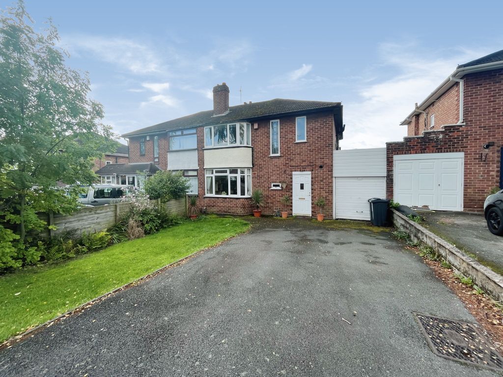 3 bed semi-detached house for sale in Rosslyn Road, Walmley, Sutton Coldfield B76, £360,000