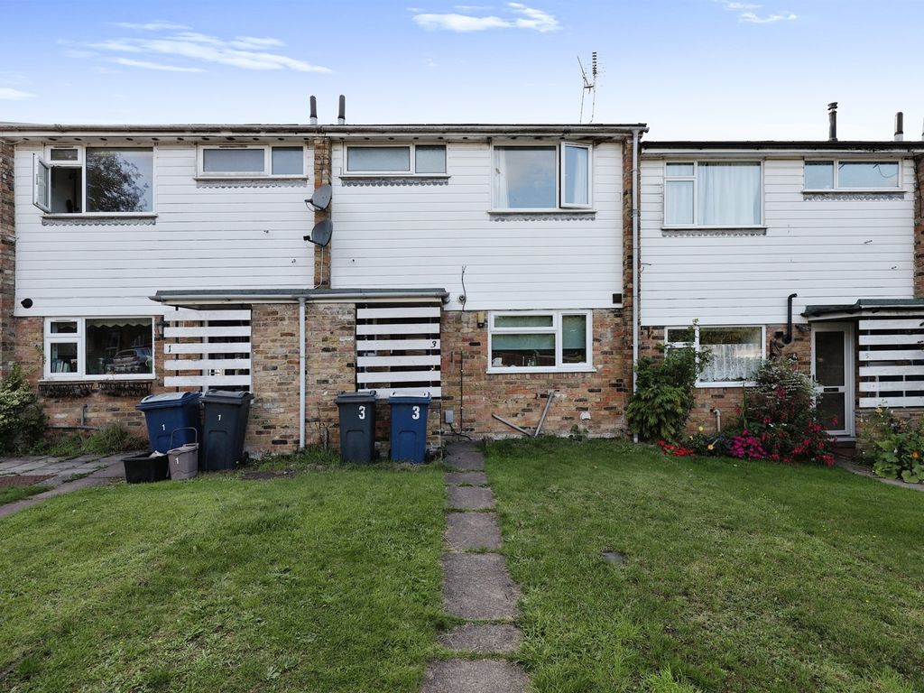 3 bed terraced house for sale in Cresswell Road, Chesham HP5, £425,000
