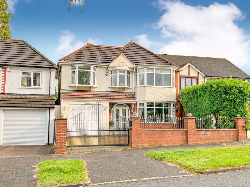 4 bed detached house for sale in Reay Nadin Drive, Sutton Coldfield B73, £368,500