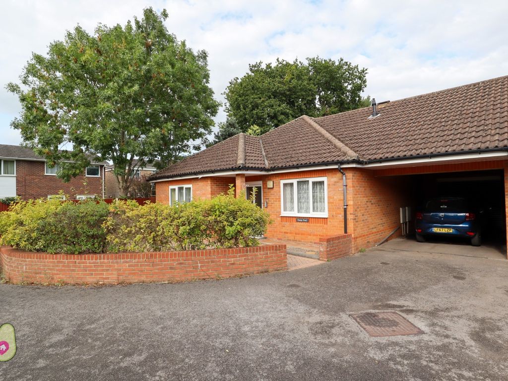 2 bed detached bungalow for sale in Church Mews, Yateley, Hampshire GU46, £420,000