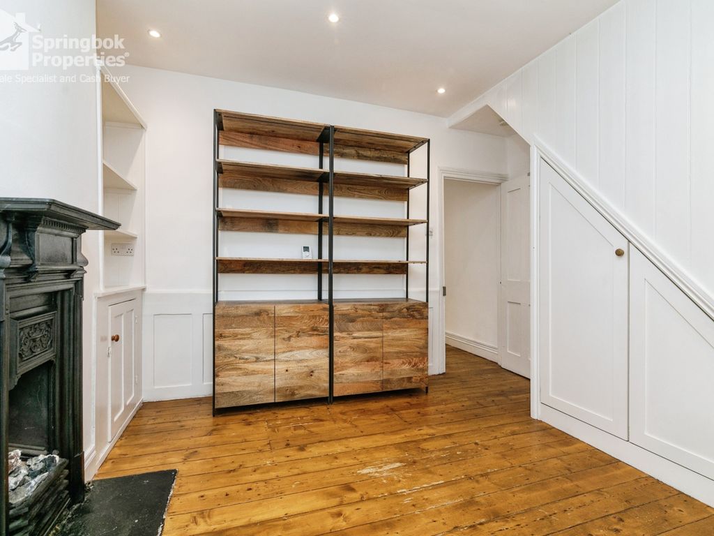 2 bed terraced house for sale in Mile End Place, Aldgate, Bethnal Green, London The Metropolis[8] E1, £800,000