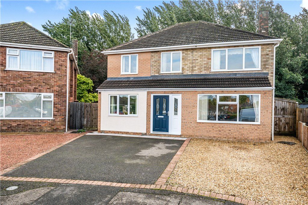 4 bed detached house for sale in Greenrigg Gardens, Spalding, Lincolnshire PE11, £365,000