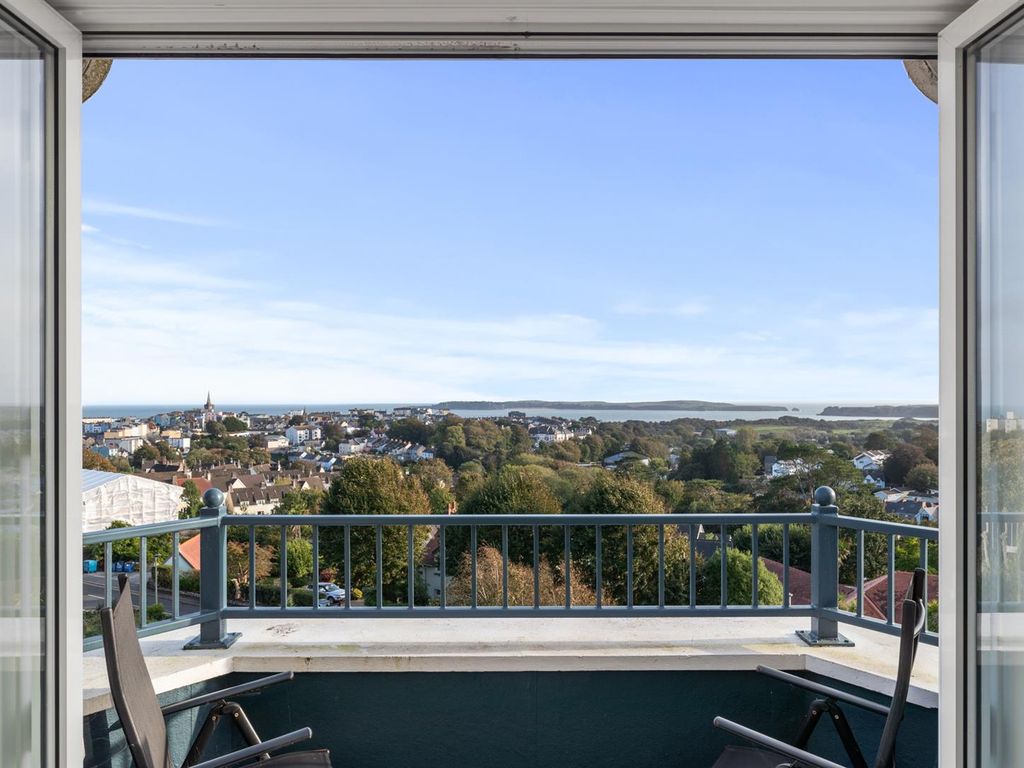 3 bed flat for sale in Narberth Road, Tenby SA70, £499,950