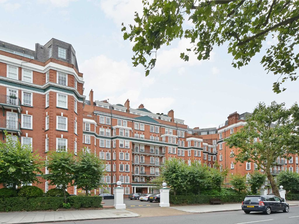 1 bed flat for sale in St Johns Wood Court, St John's Wood Road, London NW8, £675,000