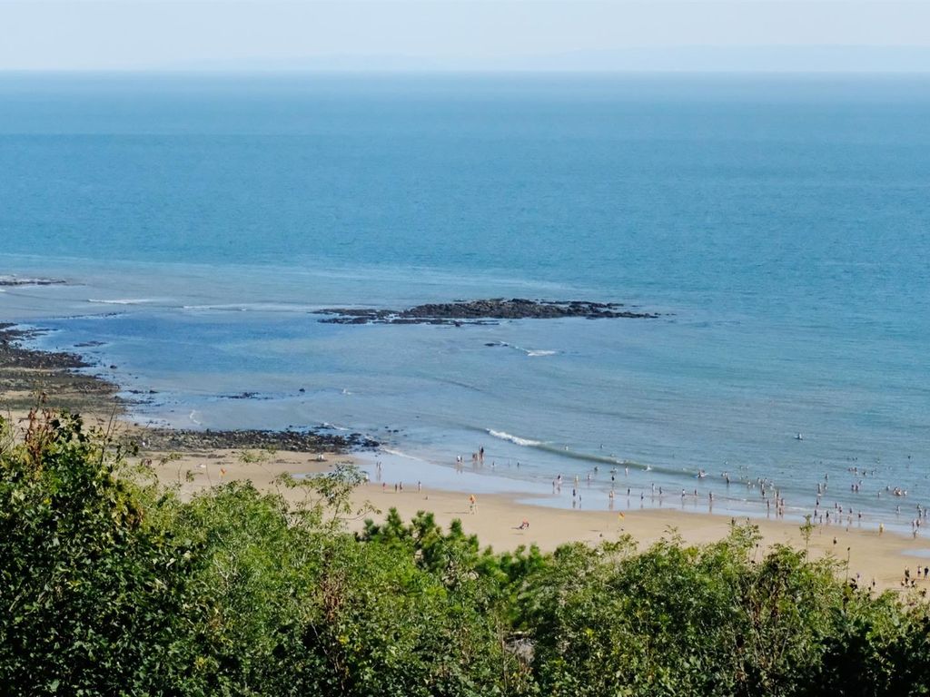 2 bed flat for sale in Highcliffe Court, Langland, Swansea SA3, £350,000