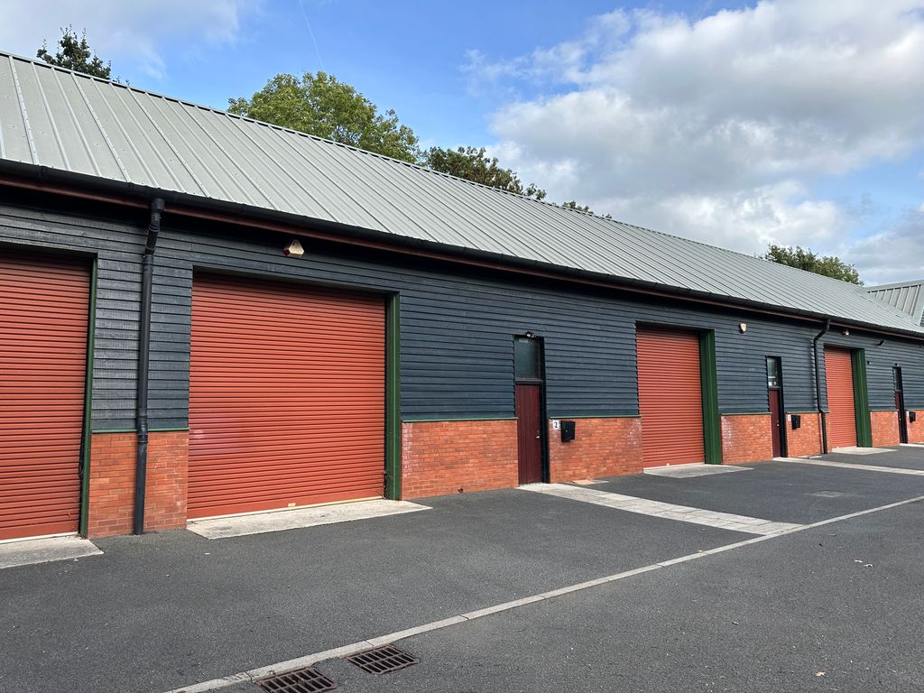 Warehouse to let in Station Road, Hatch Beauchamp, Taunton TA3, £7,800 pa