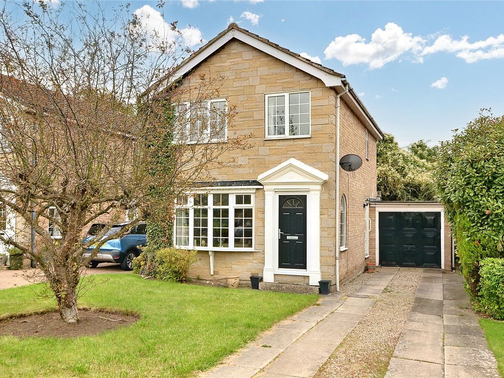 3 bed detached house for sale in Otterwood Bank, Wetherby, West Yorkshire LS22, £325,000