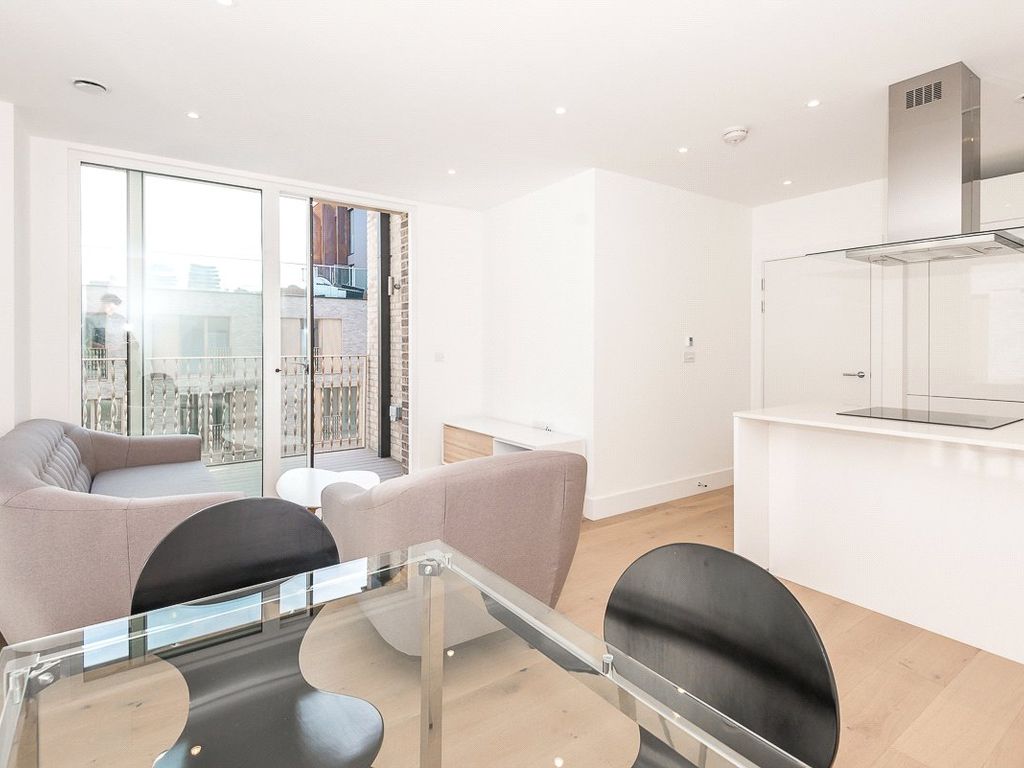 2 bed flat for sale in St. Pancras Way, Camden Town NW1, £685,000